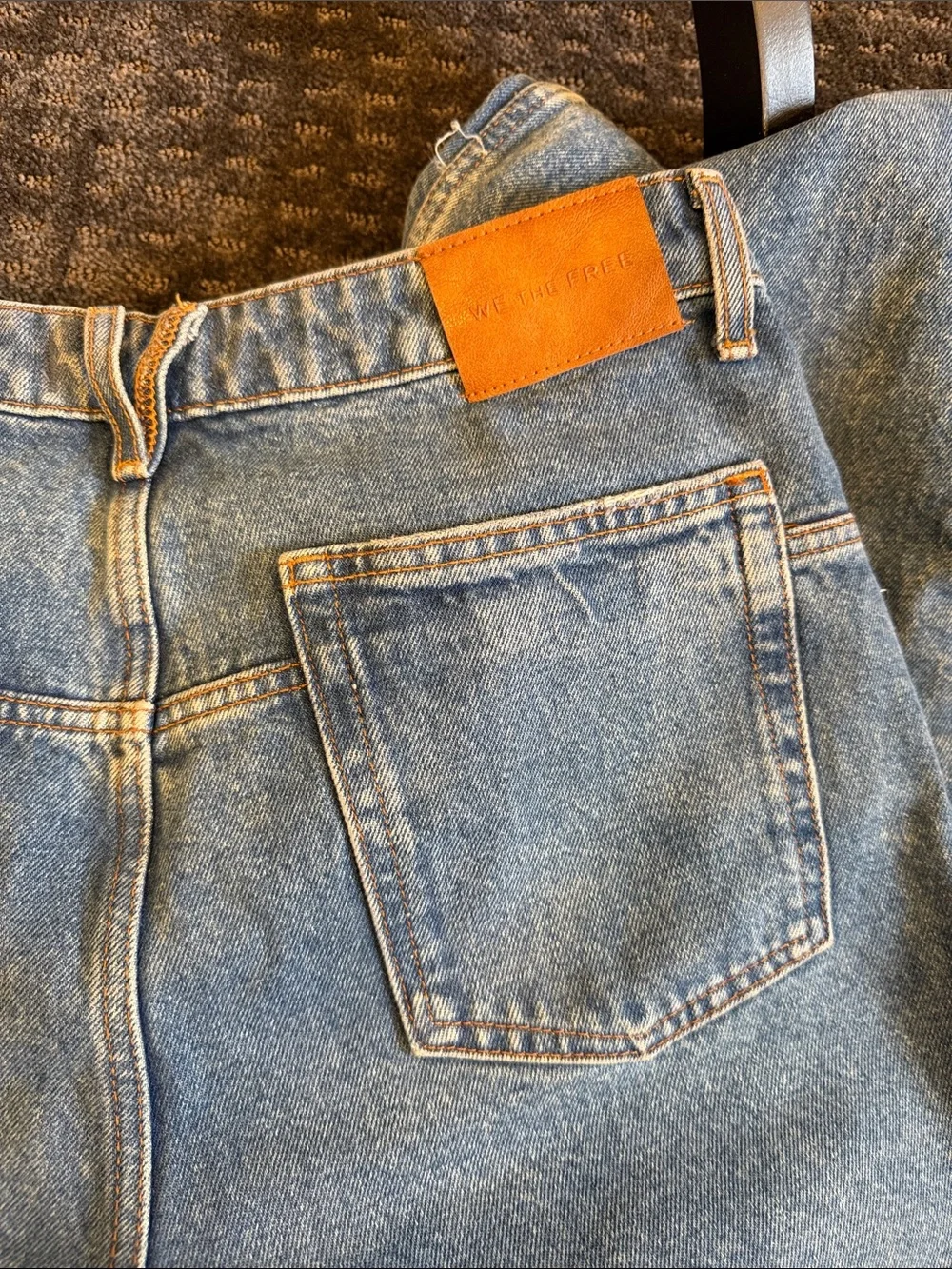 We The Free Women's Blue Relaxed Distressed Jeans - Picture 5 of 6